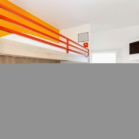 Hotelf1 Frejus Roquebrune Sur Argens Luaran gambar
