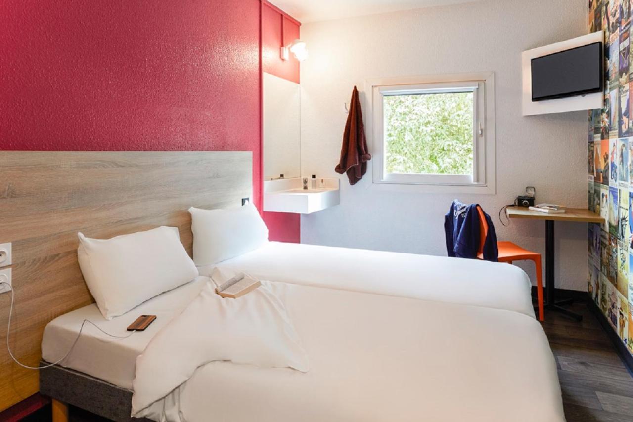 Hotelf1 Frejus Roquebrune Sur Argens Luaran gambar
