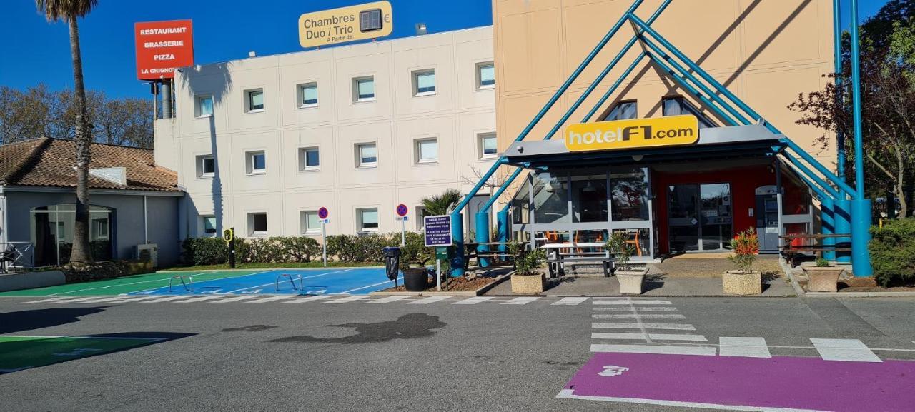 Hotelf1 Frejus Roquebrune Sur Argens Luaran gambar