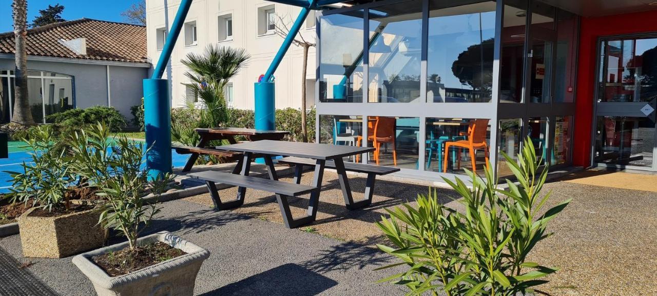 Hotelf1 Frejus Roquebrune Sur Argens Luaran gambar