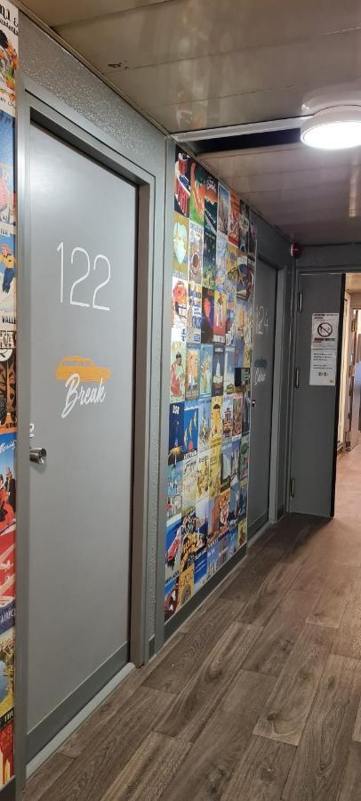 Hotelf1 Frejus Roquebrune Sur Argens Luaran gambar