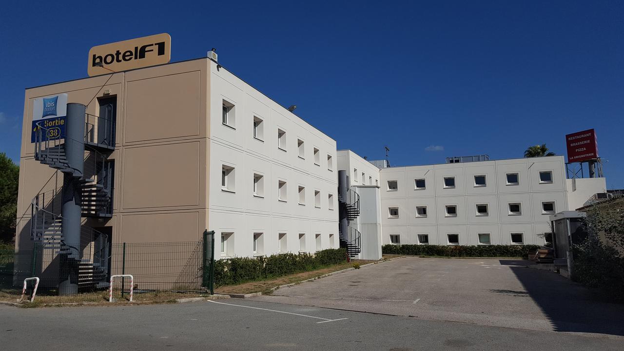 Hotelf1 Frejus Roquebrune Sur Argens Luaran gambar